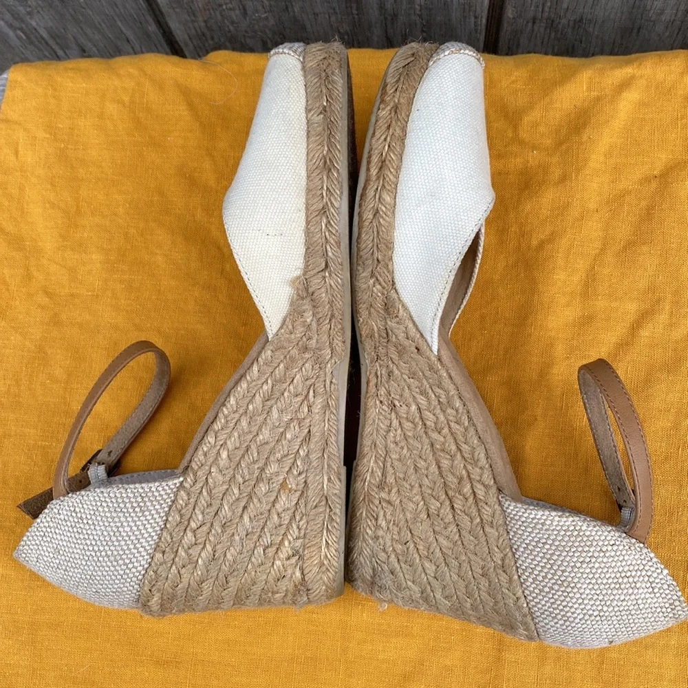 White Mountain White Ankle Strap Wedge Espadilles Size 10